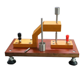 Buon prezzo IEC60065 figura 6 macchina di prova dielettrica di resistenza alla trazione del tester dell'incavo della spina con metallo Antivari in linea